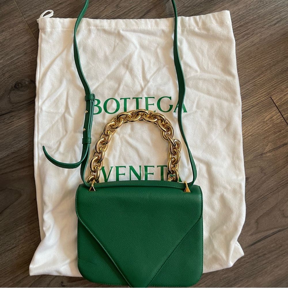 Bottega Veneta Large Mount Green Crossbody Bag - Picture 8 of 15